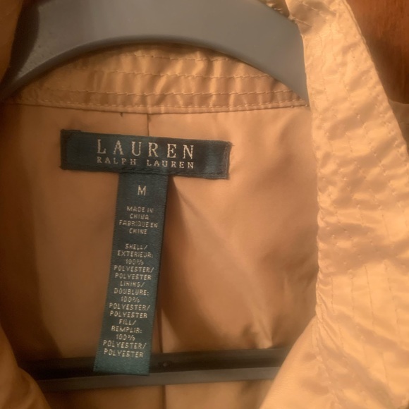 RALPH LAUREN Vest, size Medium. Shell snd Lining 100 percent Polyester Tan color - Picture 4 of 5